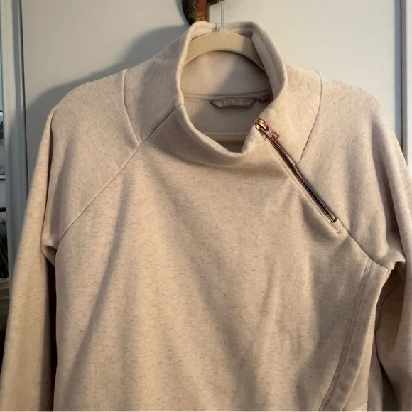 ATHLETA Cozy Karma Asym Pullover Oatmeal Heather Size S - Picture 4 of 9